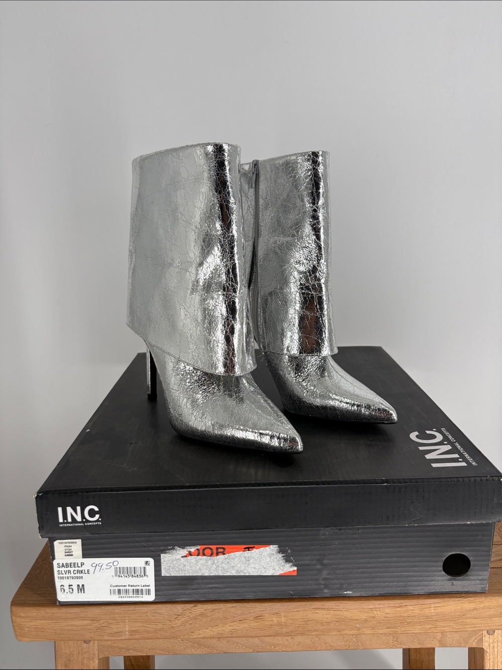 NEW INC International Concepts Silver Pointed-Toe Ankle Booties size 6.5M